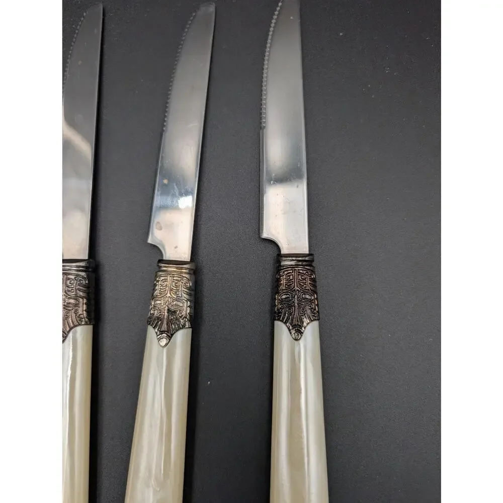 4 Gibson Roseland Serrated Dinner Knives White Pearlescent Handles Vintage Boho
